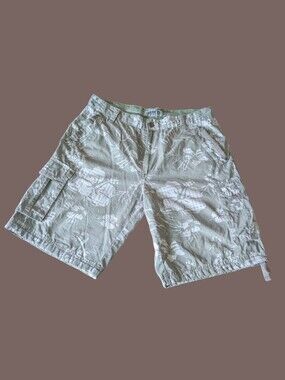 Suko Floral Cargo Shorts